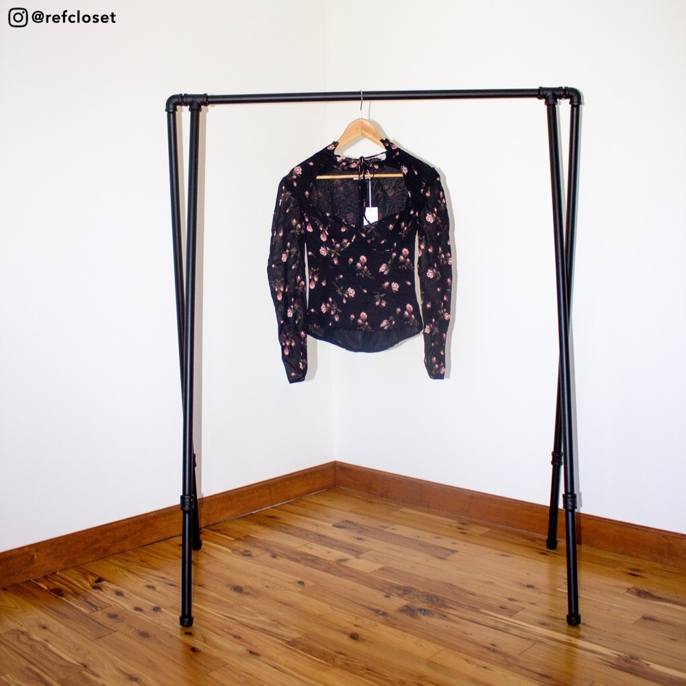 Reformation Stam Top (Romy) - Picture 2 of 4